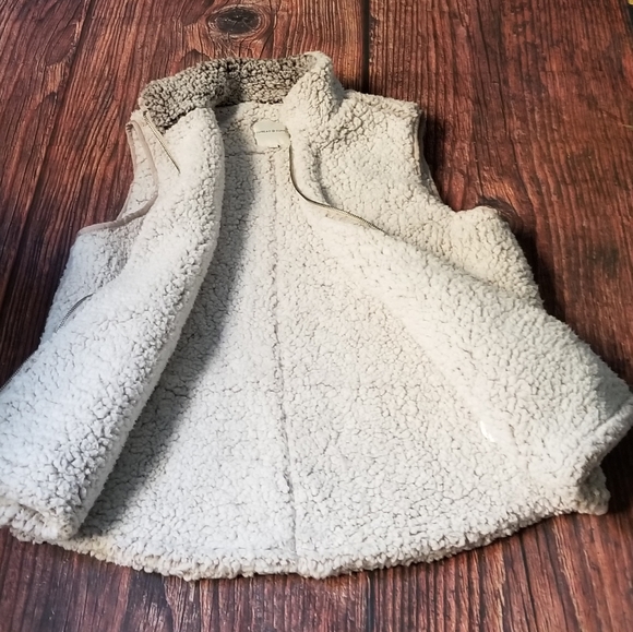 Thread & Supply Arctic Fleece Sherpa Winter Vest - Picture 11 of 15